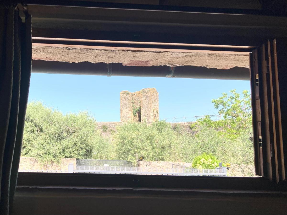 Monteriggioni Castello Villa Exterior photo